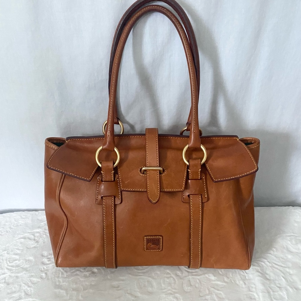 Dooney & Bourke leather shoulder bag